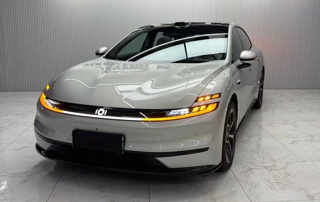 Новый CHANGAN A06 2026, вид спереди под углом