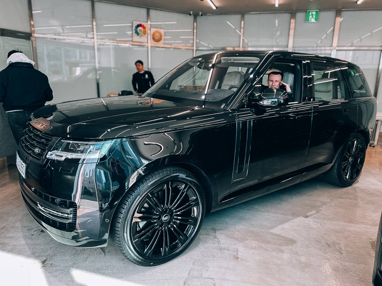 Range Rover на проверке перед подбором авто из Кореи